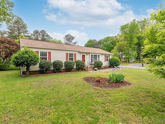 2nd image of 8225 Galway Ln