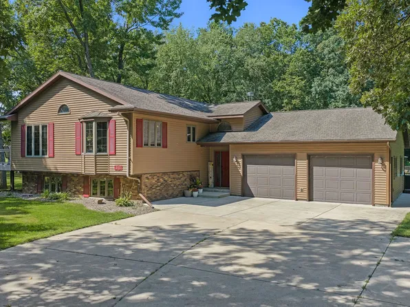 517 Schwantz Rd, Pardeeville, WI 53954