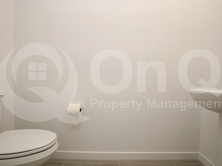 7442 W Nicolet Ave — Photo 13