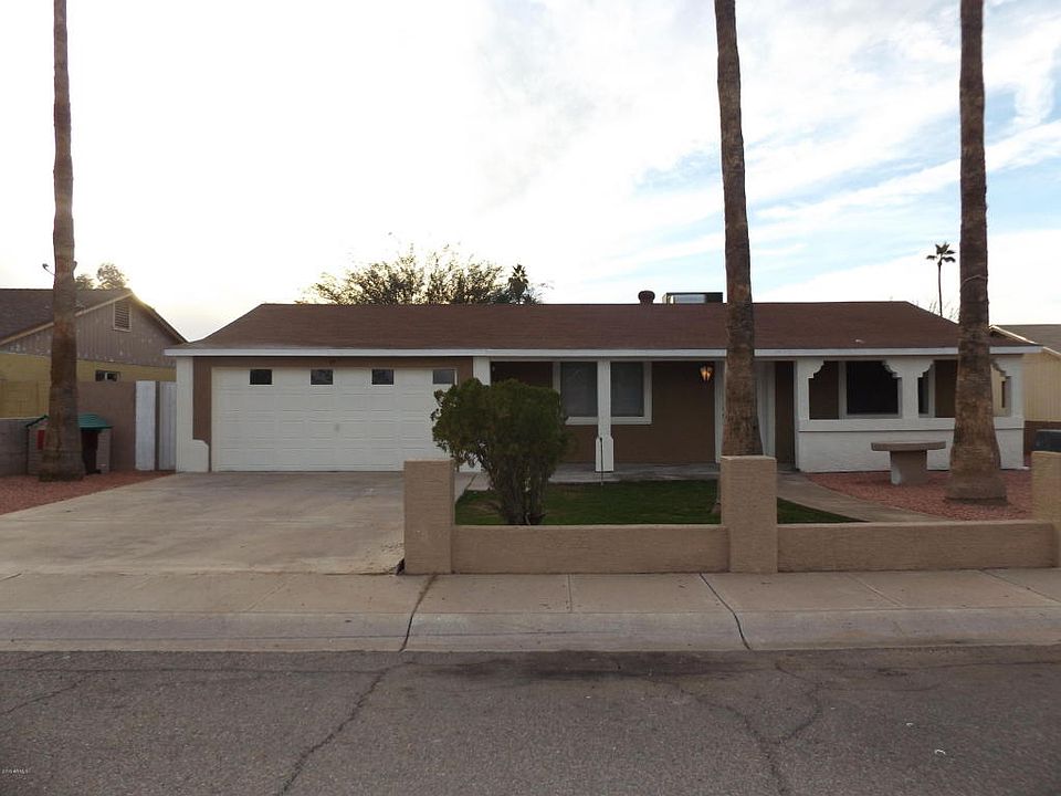 1st image of 2226 N 57th Dr