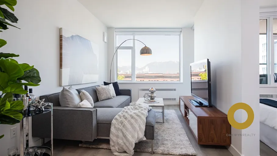 2 bed, 1.0 bath, 634 sqft, $2,900 — Photo 2