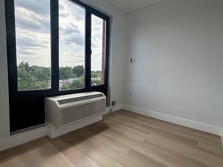 314-316 Forrest St #602.1 — Photo 3