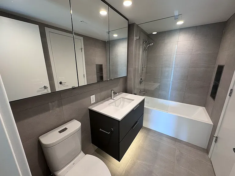 2135 Springer Ave #505 — Photo 8