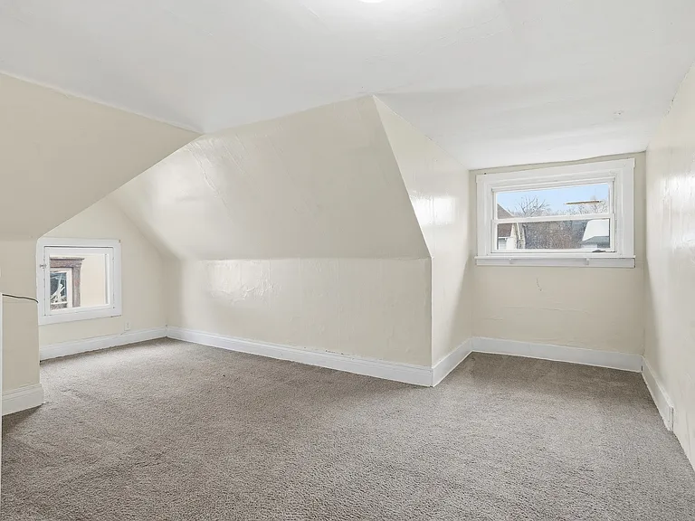 144 Ridge Ave #2 — Photo 10