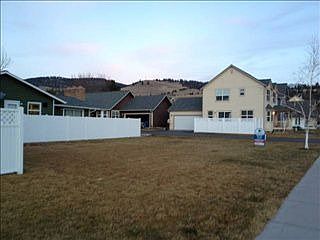 2nd image of 1312 Lilly Ct