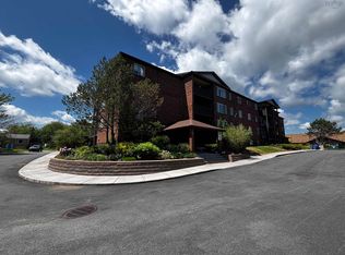 64 Cumberland Dr #410, Halifax, NS B2V 2C7