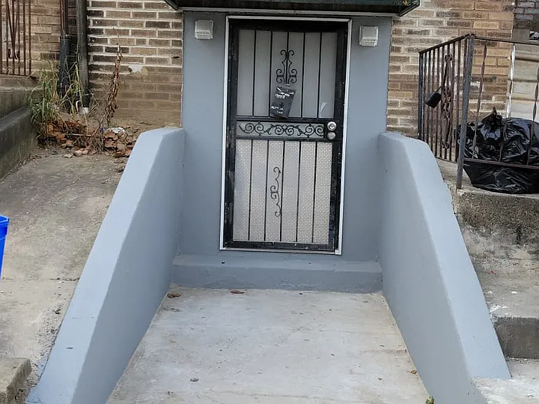 5122 C St #1 — Photo 7