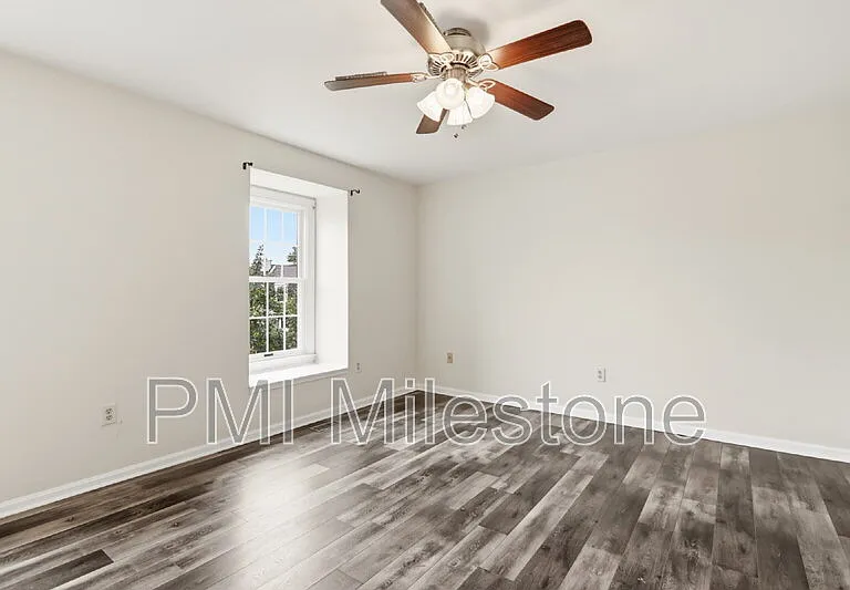 6581 Ewald Ct — Photo 23