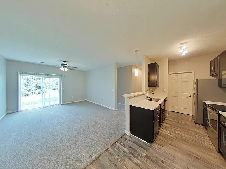 Landings At Beckett Ridge — Photo 35