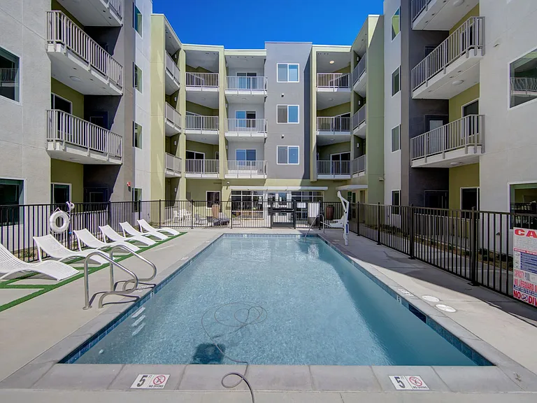 The Lawler Apartment Homes — Photo 12
