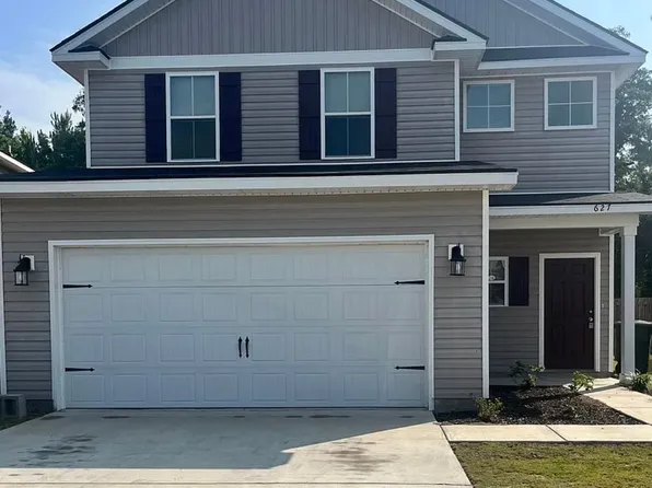 627 Fairview Cir, Hinesville, GA 31313