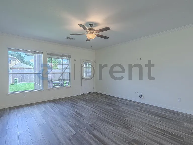 4460 Gran Canary Dr — Photo 5