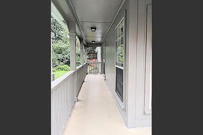 1191 Holly Cir — Photo 2