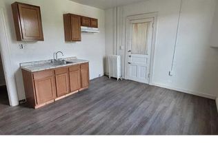 220 Grant Ave APT 2, Duquesne, PA 15110