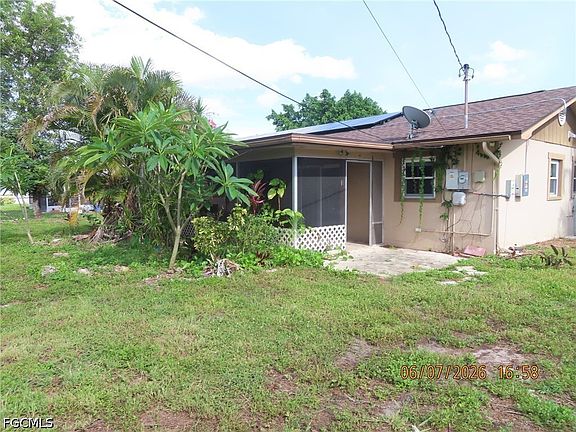 2nd image of 521 SE 35th St