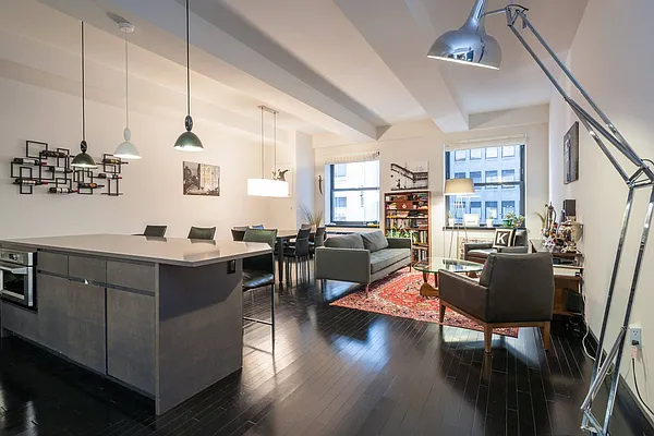 Rented by Real Easy LLC | media 30