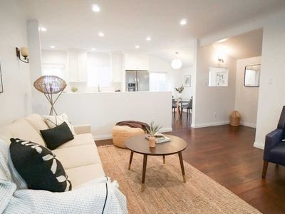 4420 W 62nd St, Los Angeles, CA, 90043
