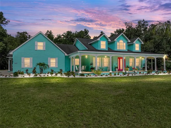 7427 20th St, Zephyrhills, FL 33540