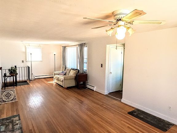 3rd image of 34 F St