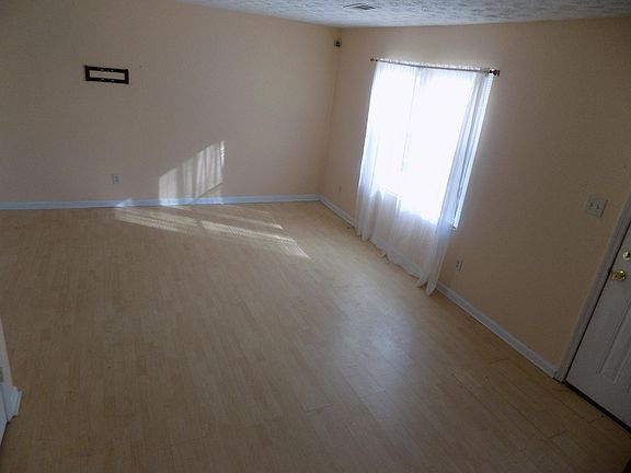 Living Room/Dining Room Combo