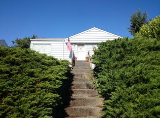 3835 37th Ave SW, Seattle, WA 98126