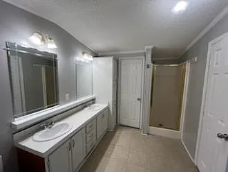 211 E 1st St #8 — Photo 6