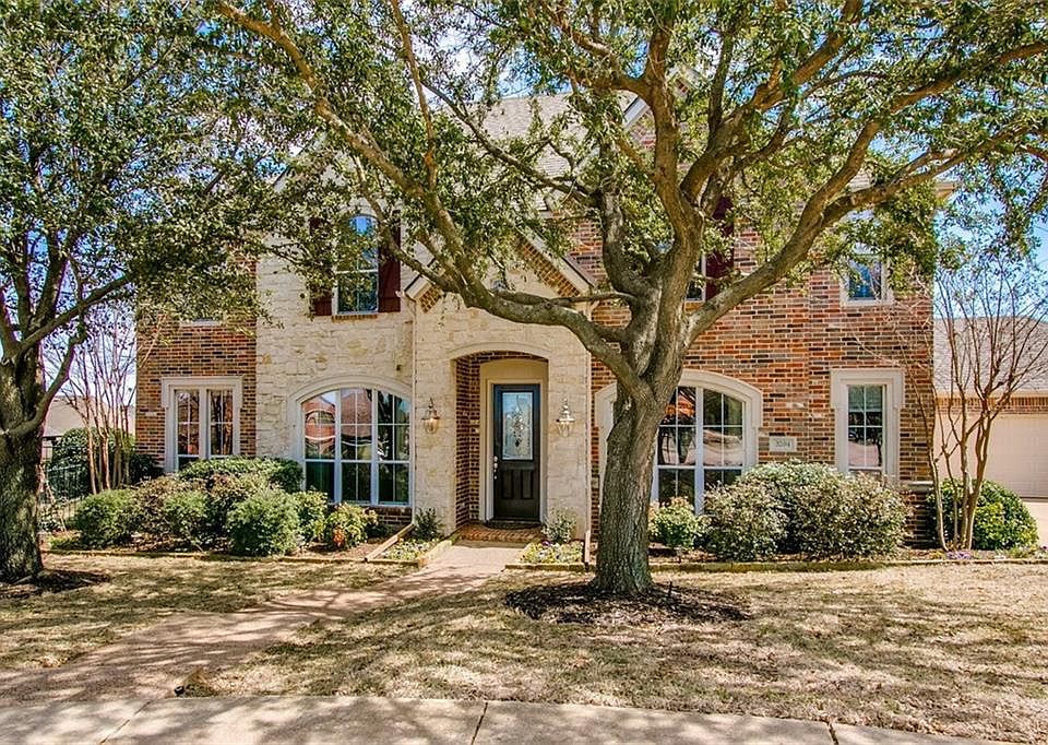 1st image of 3204 Village Crest Ct