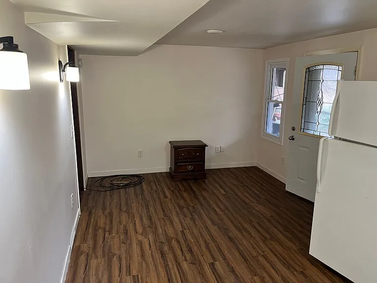6070 Brooklyn Rd — Photo 4