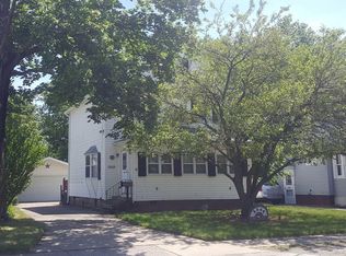 1344 East Ave, Elyria, OH 44035