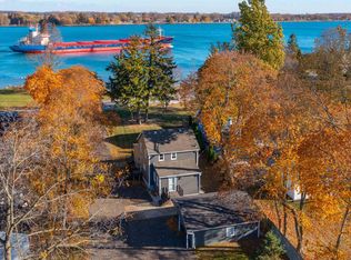 8600 River Rd, Cottrellville, MI 48039