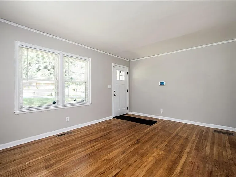 2823 McAfee Rd — Photo 8