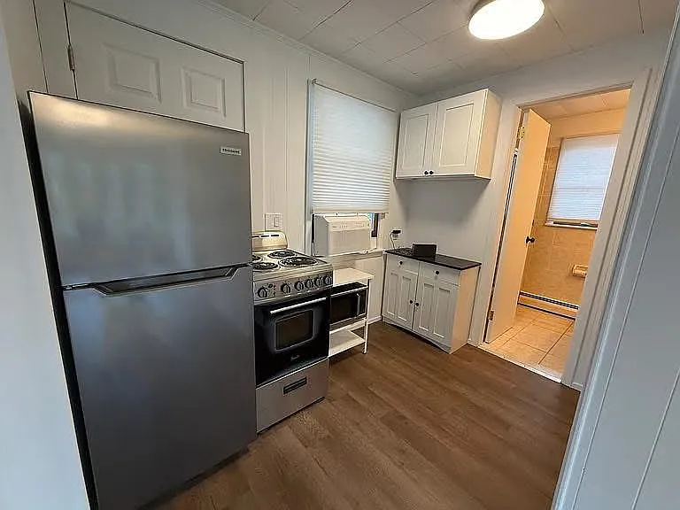 34 Little Neck Rd #1 — Photo 6