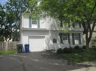 908 Pebblelane Dr, Columbus, OH 43085
