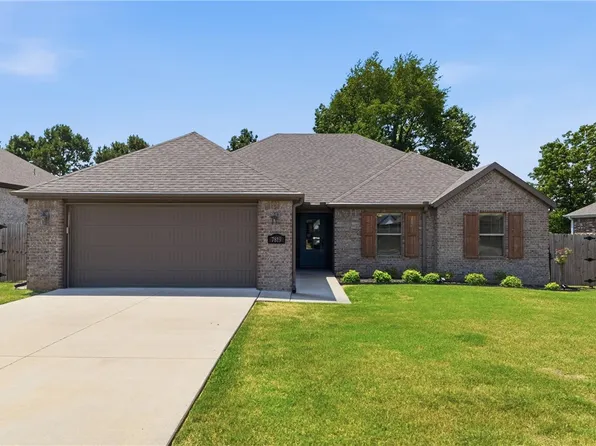 7819 Longspur Ave, Springdale, AR 72762
