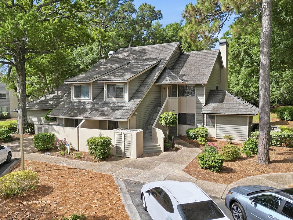 1st image of 110 Hartland Dr. #15-E