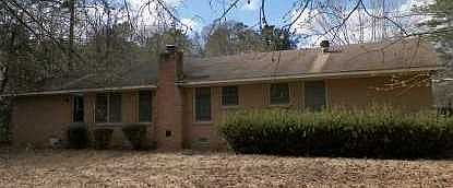 4th image of 2266 Atlantic Ave