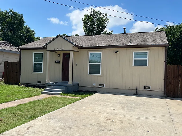 7046 Forney Rd — Photo 2