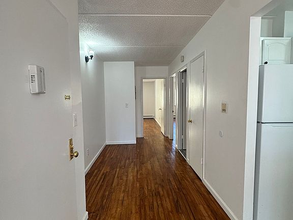 5th image of 243 Mount Eden Ave