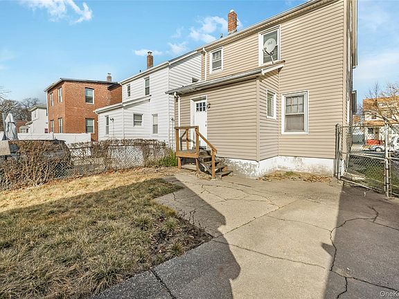 4th image of 24018 144th Avenue