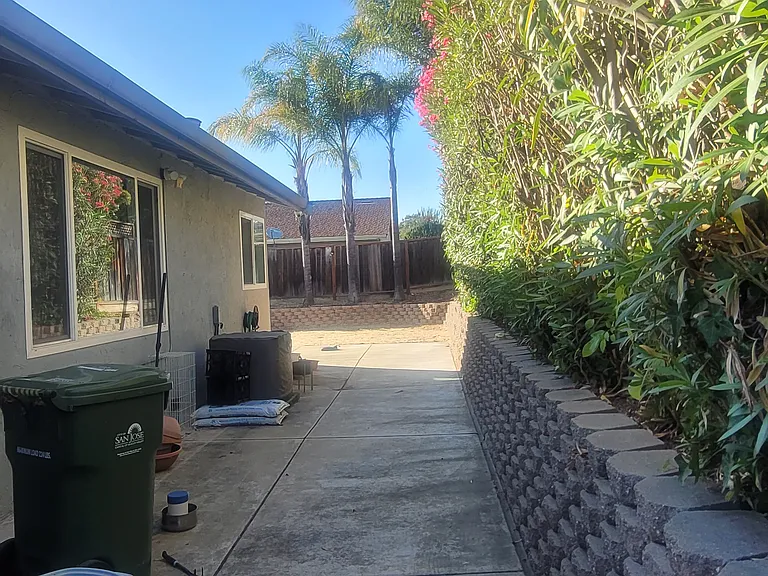 781 Coffeewood Ct — Photo 21