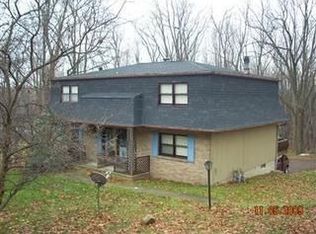 760 W Turkeyfoot Lake Rd, Akron, OH 44319