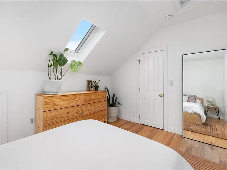 510 Wickenden St #3 — Photo 21