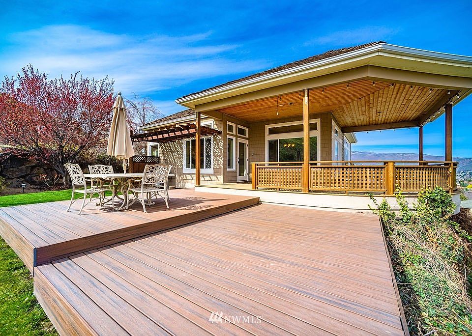 1886 Broadview, Wenatchee, WA 98801 Zillow