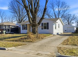 1884 Barnett Ct W, Columbus, OH 43227