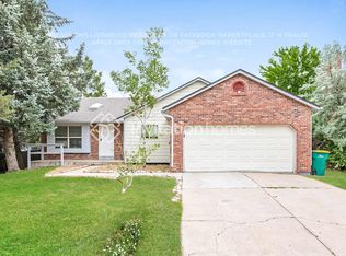 19471 E Navarro Dr, Aurora, CO 80013