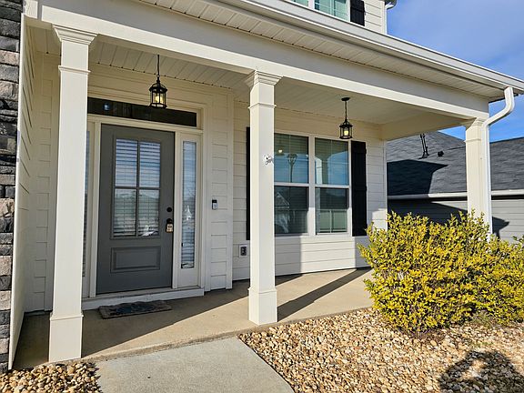 2nd image of 753 Bancroft Dr