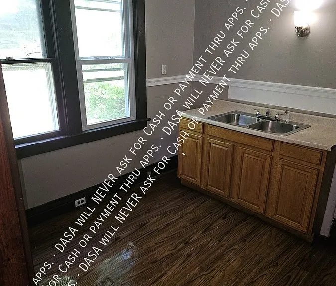 270-272 Melville St #AKA 270 — Photo 4