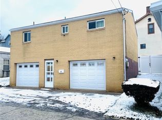 17 Logan St, Carnegie, PA