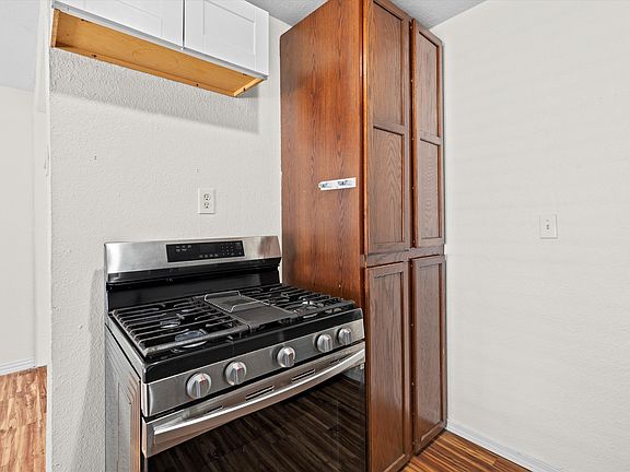 5th image of 1413 Westwick Dr