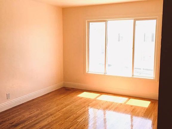 3rd image of 3232 Taraval St APT 7